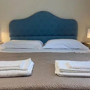 Casa Battisti Bellissimo In Centro Ideale Per Famiglie O Gruppi Di Amici - Max 3 Camere, Max 8 Persone Messina